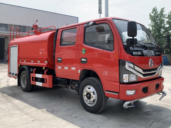 東風(fēng)雙排3.5噸消防灑水車(chē)(國(guó)六)