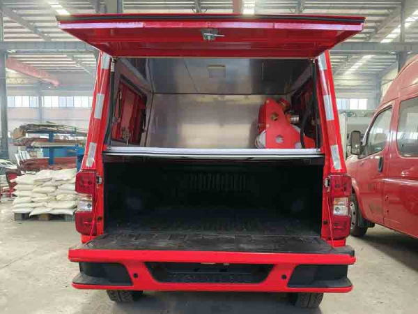 慶鈴皮卡四驅(qū)器材消防車(上藍牌)